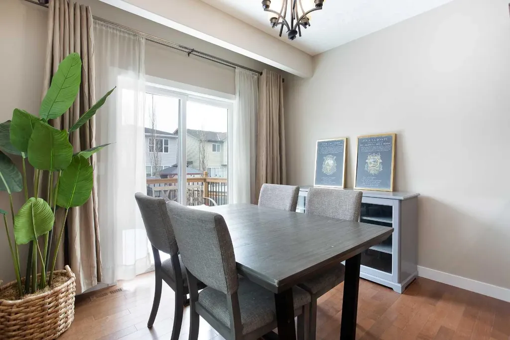147 Morningside Mews SW Airdrie AB T4B 0X2