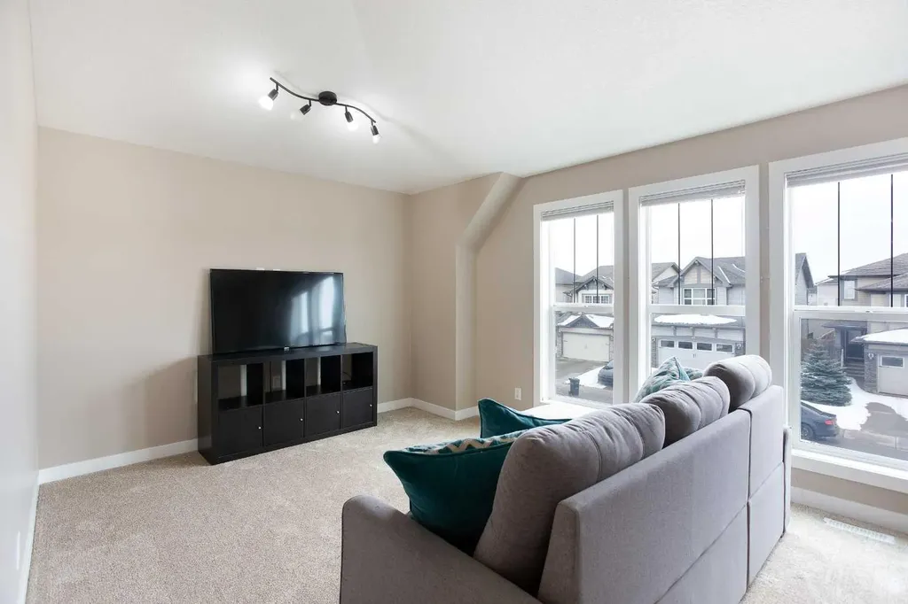 147 Morningside Mews SW Airdrie AB T4B 0X2