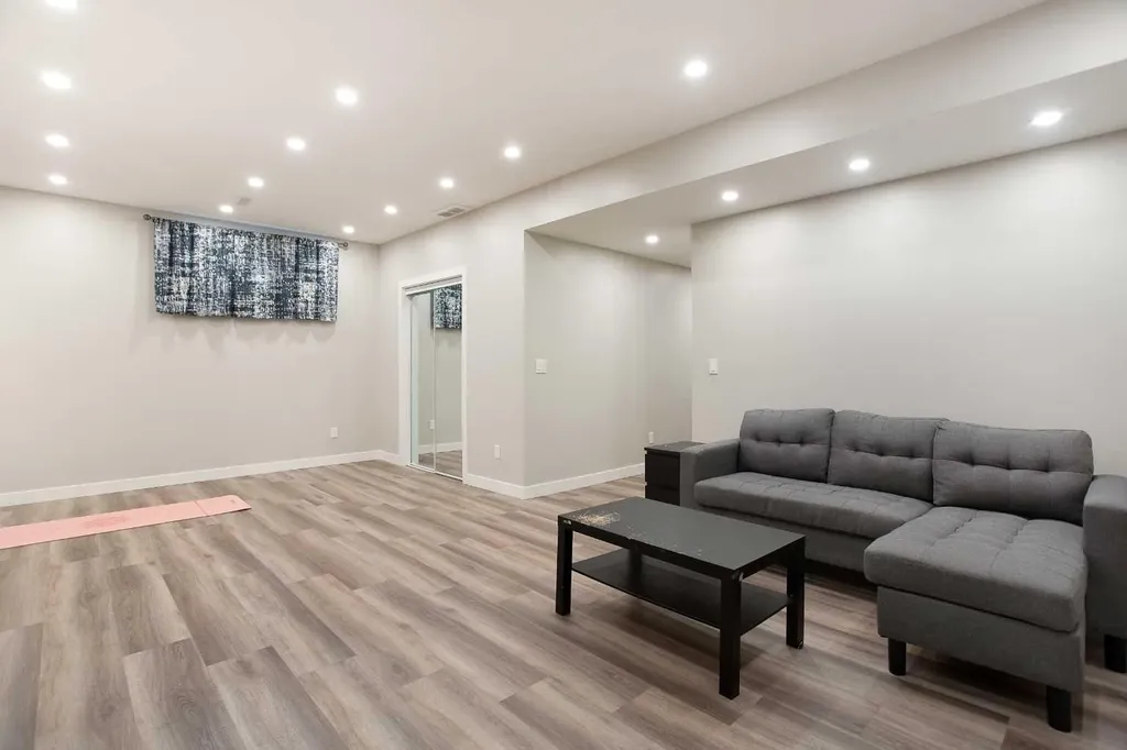 147 Morningside Mews SW Airdrie AB T4B 0X2