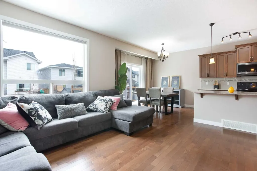 147 Morningside Mews SW Airdrie AB T4B 0X2