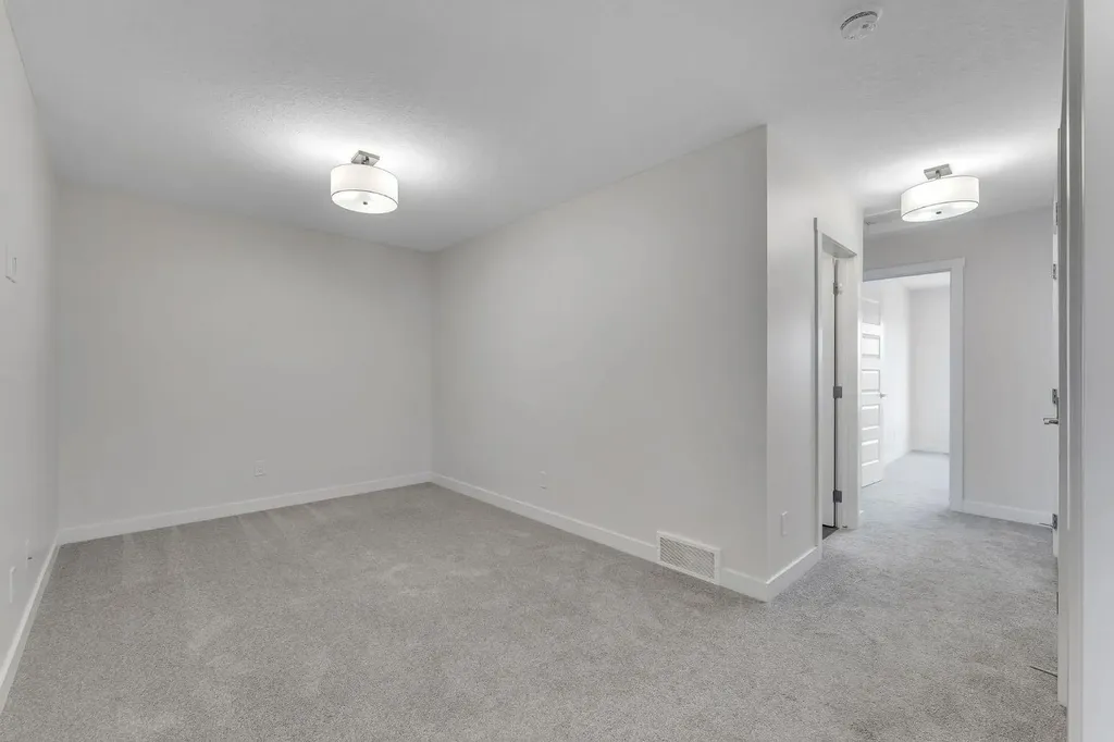1489 Bayview Point SW Airdrie AB T4B 5K1