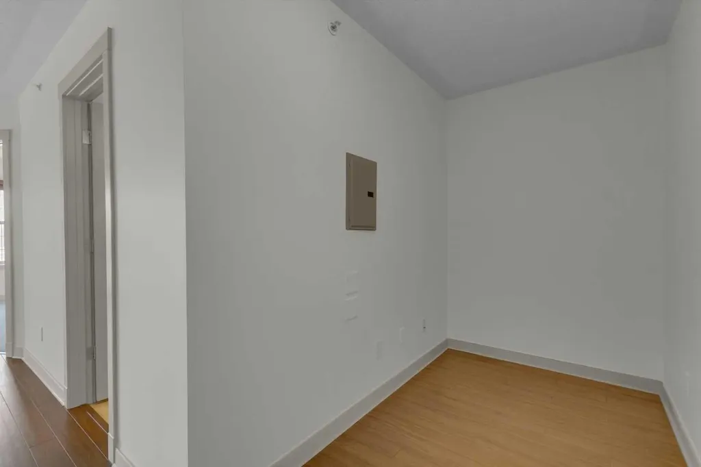 2233 34 Avenue SW Calgary AB T2T 6N2