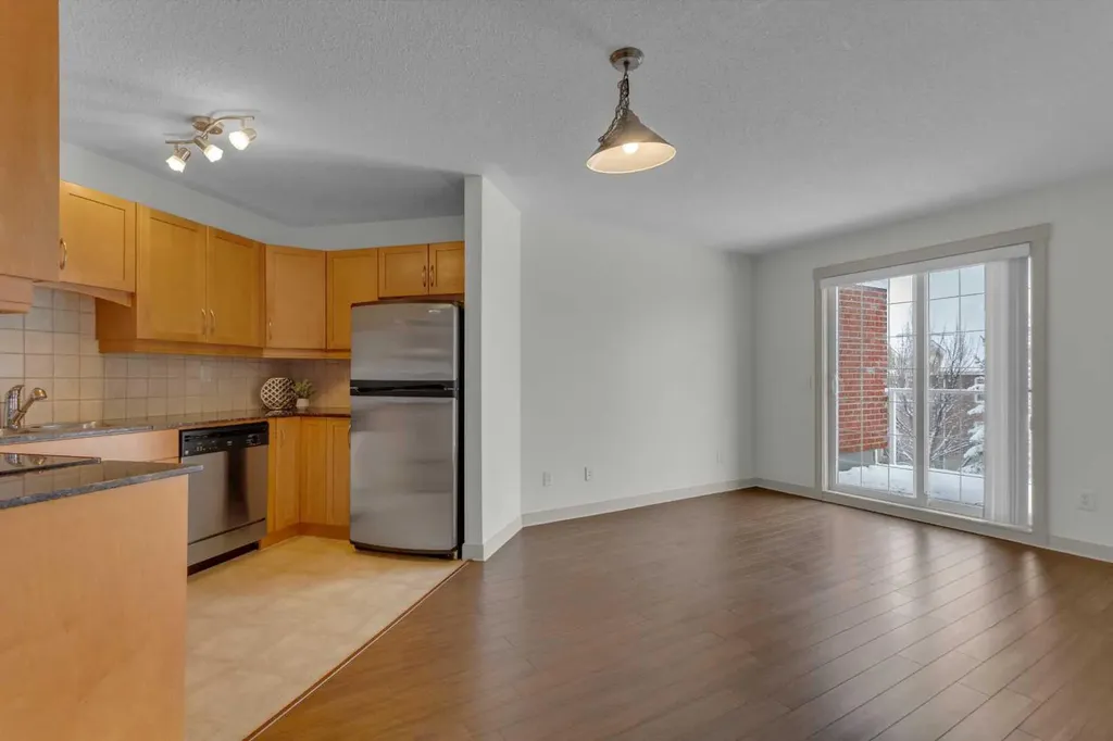 2233 34 Avenue SW Calgary AB T2T 6N2