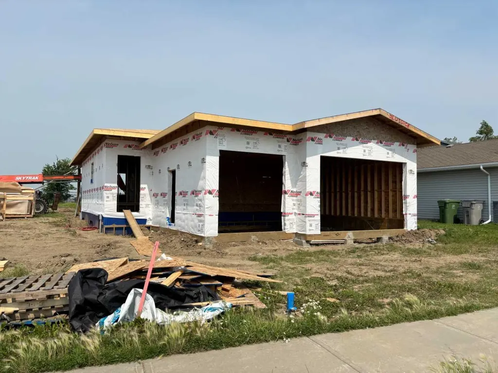 6812 35 Street Lloydminster AB T9V 3T2