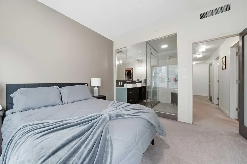 530 12 Avenue SW Calgary AB T2R0B1