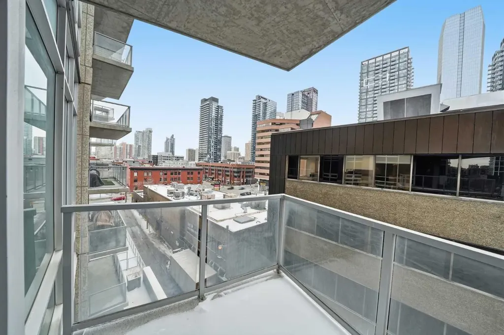 530 12 Avenue SW Calgary AB T2R0B1