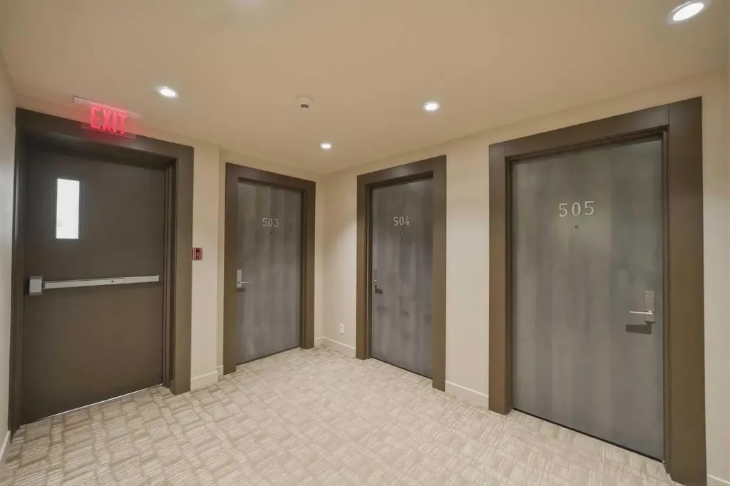 530 12 Avenue SW Calgary AB T2R0B1
