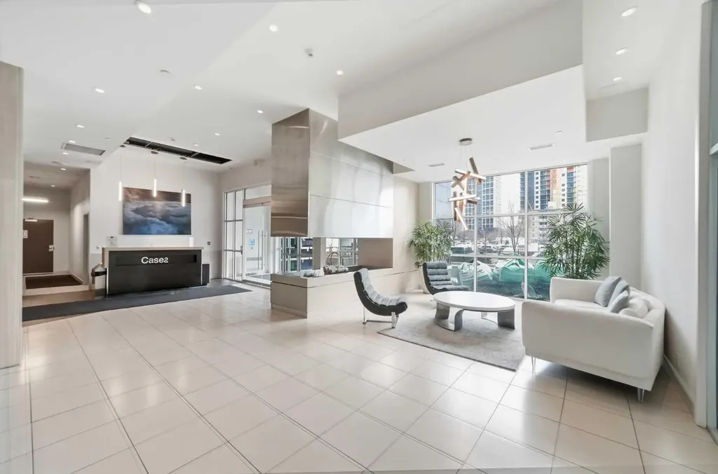 530 12 Avenue SW Calgary AB T2R0B1