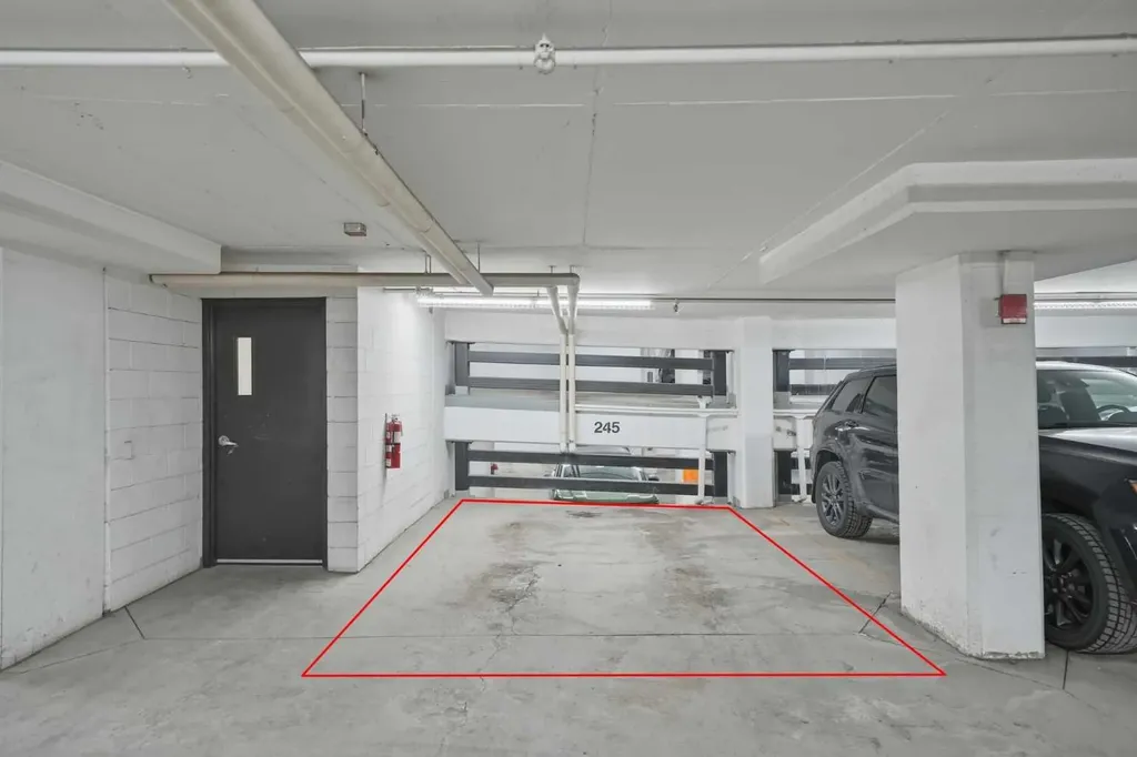 530 12 Avenue SW Calgary AB T2R0B1