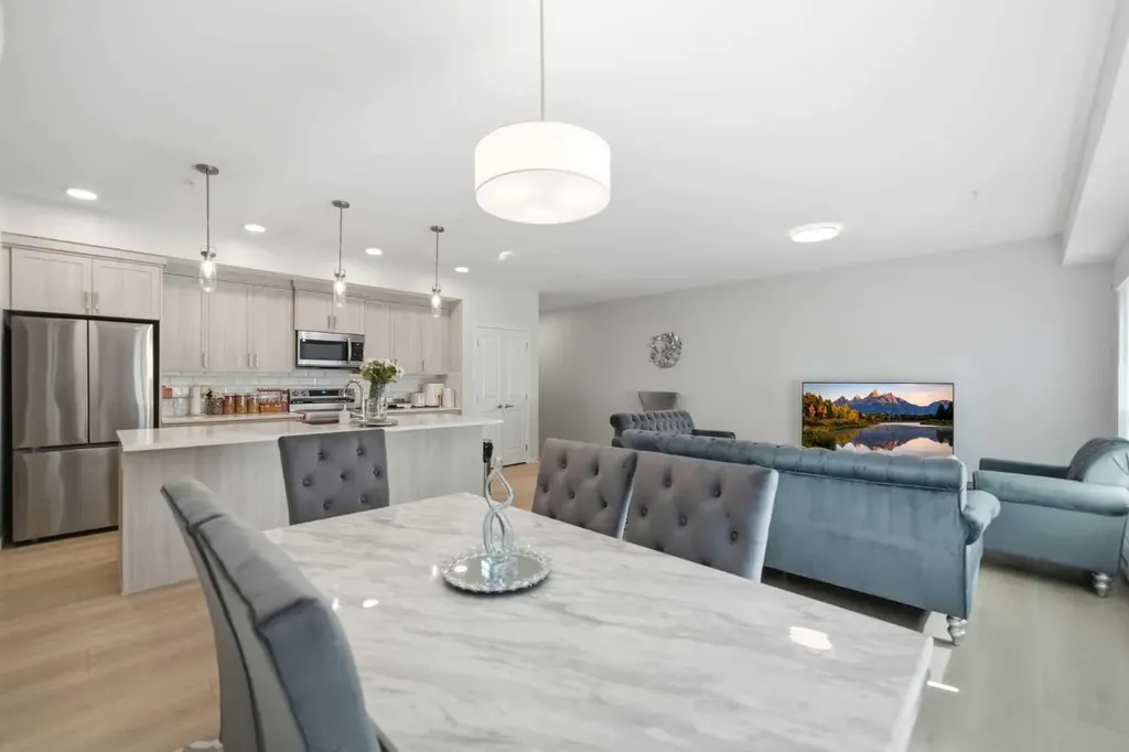 20295 Seton Way SE Calgary AB T3M 3Y7