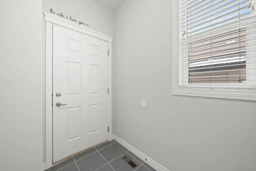 44 Cimarron Springs Circle Okotoks AB T1S 0M2