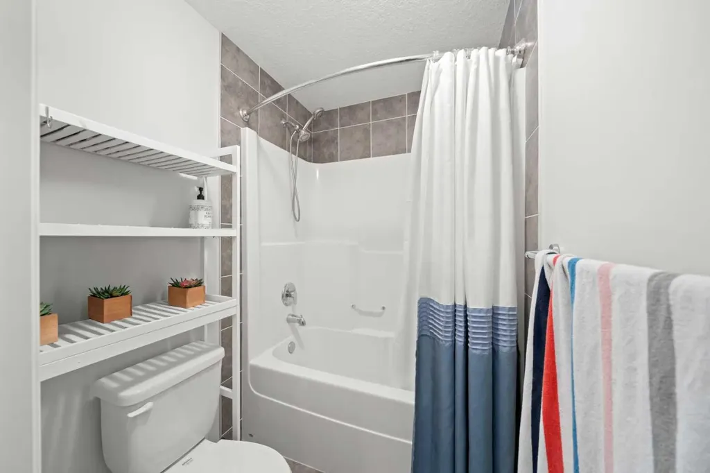 44 Cimarron Springs Circle Okotoks AB T1S 0M2