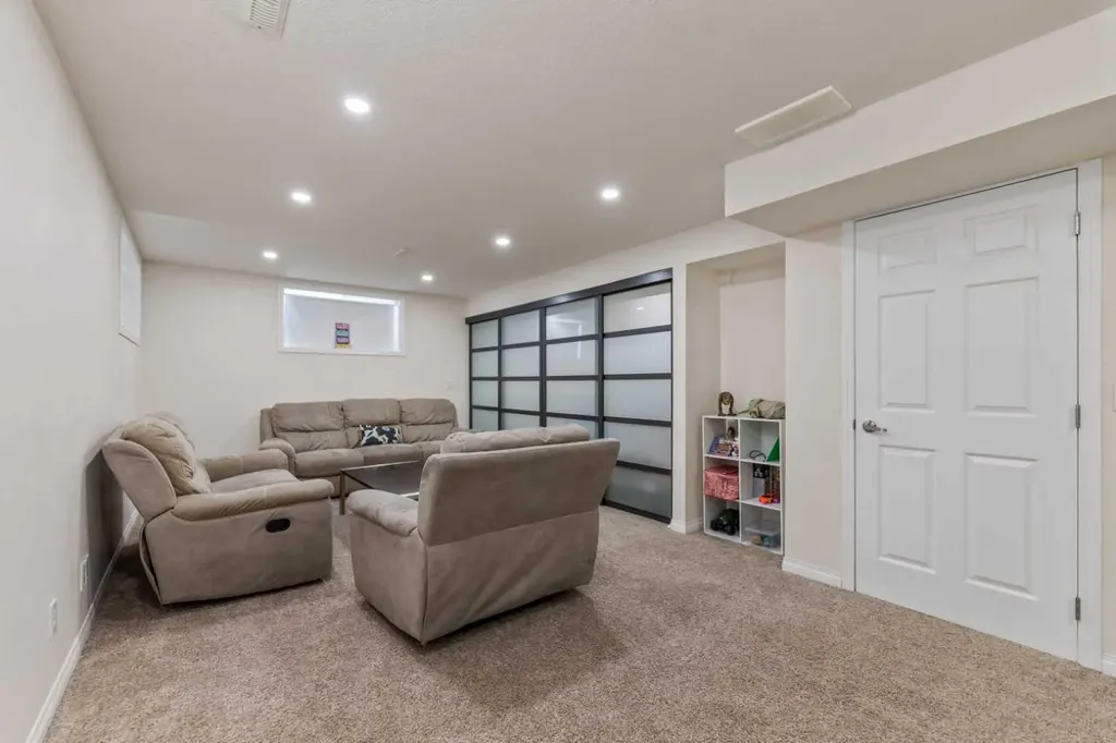 1148 Windhaven Close SW Airdrie AB T4B 0T9