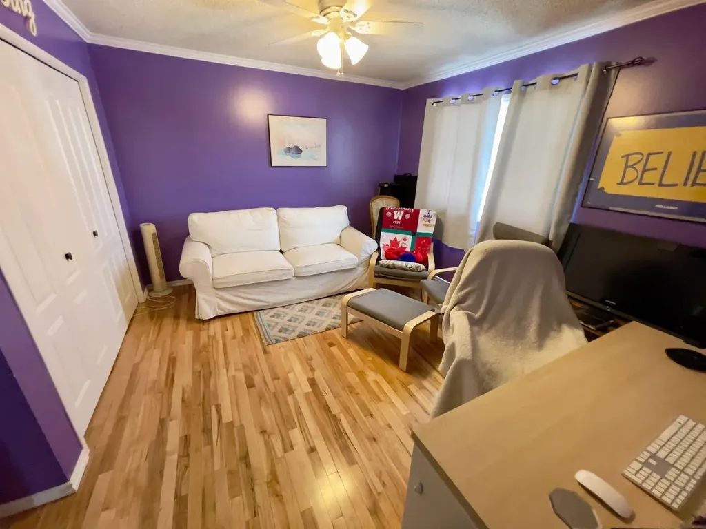 3311 Radcliffe Drive SE Calgary AB T2A 5X3