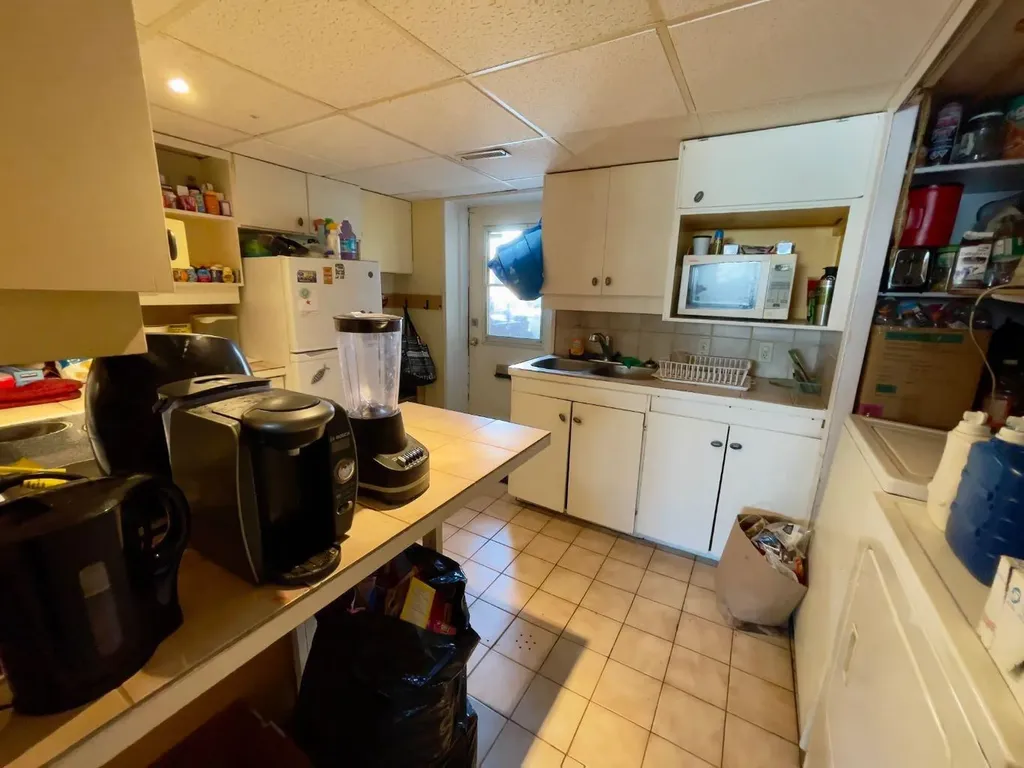 3311 Radcliffe Drive SE Calgary AB T2A 5X3