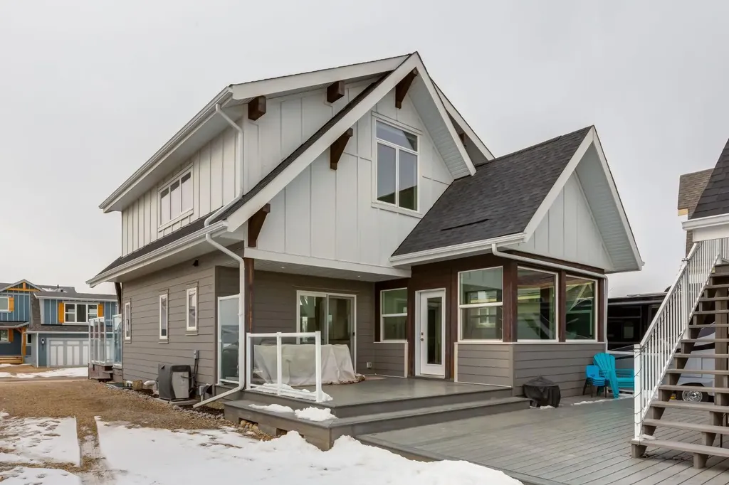 406 Cottageclub Cove Rural Rocky View County AB T4C 1B1