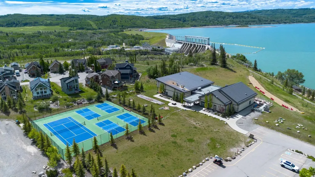 406 Cottageclub Cove Rural Rocky View County AB T4C 1B1