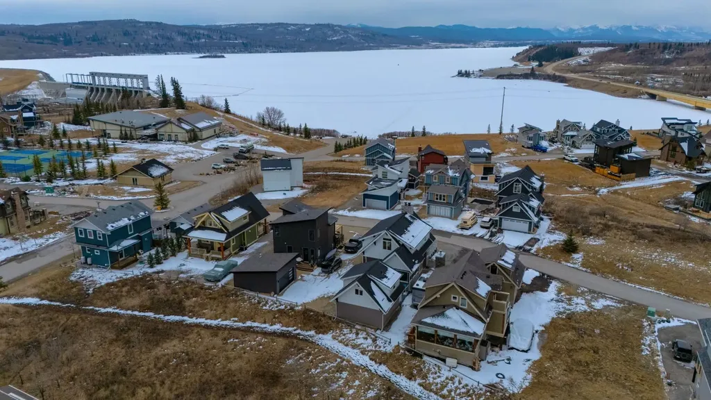 406 Cottageclub Cove Rural Rocky View County AB T4C 1B1