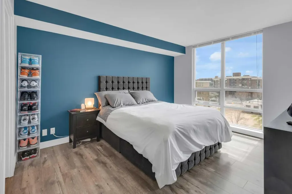 1110 11 Street SW Calgary AB T2R 1S5