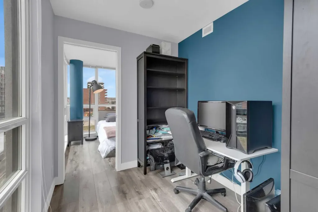 1110 11 Street SW Calgary AB T2R 1S5