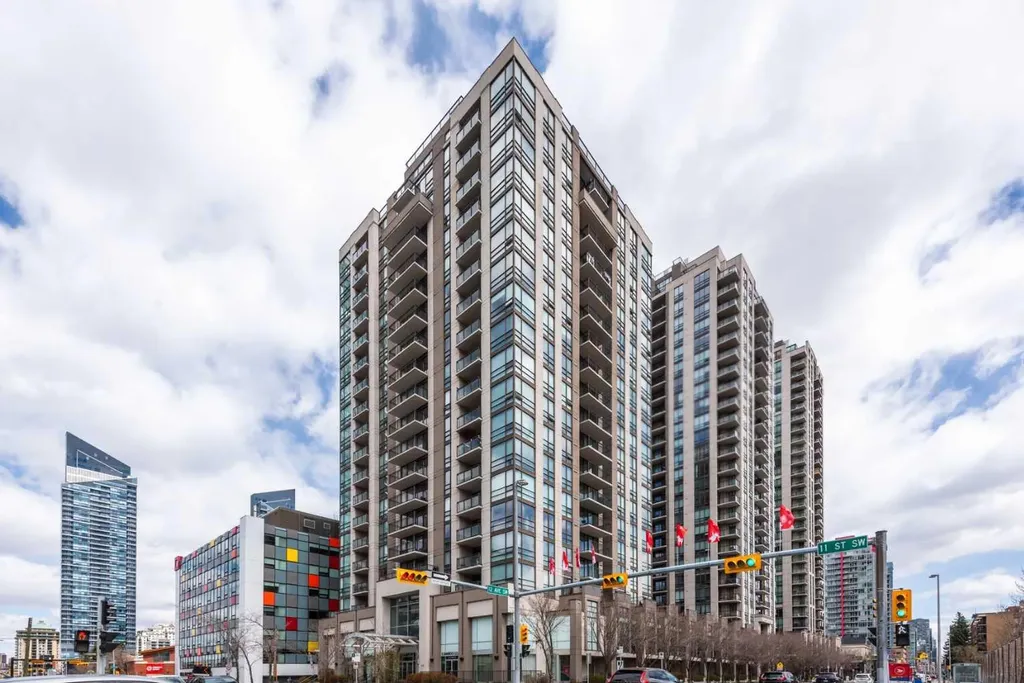 1110 11 Street SW Calgary AB T2R 1S5