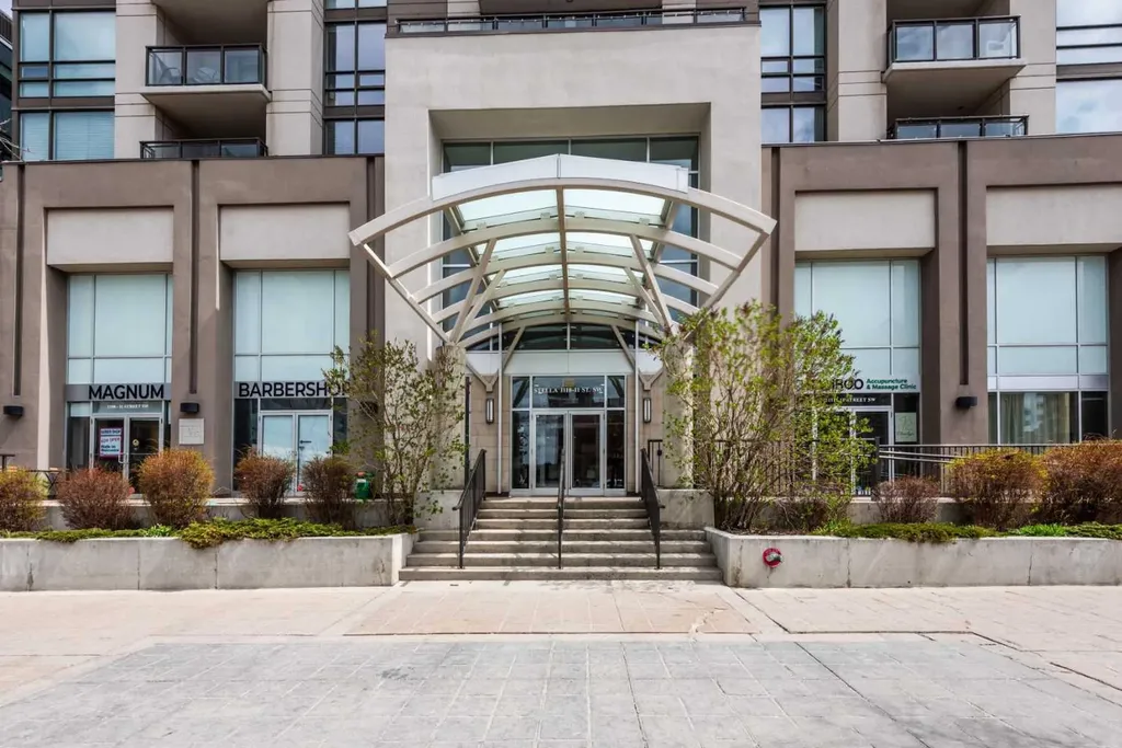 1110 11 Street SW Calgary AB T2R 1S5