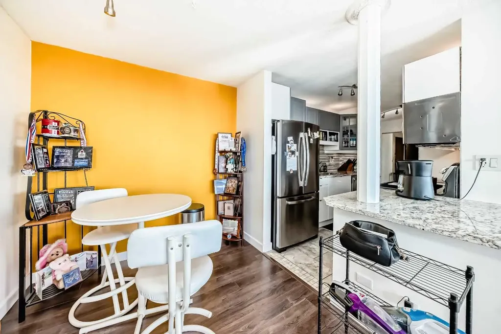 8604 48 Avenue NW Calgary AB T3B 5E6