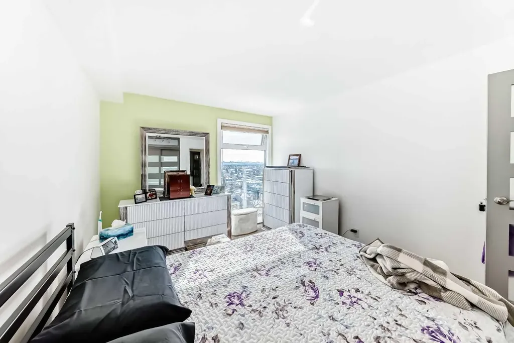 8604 48 Avenue NW Calgary AB T3B 5E6
