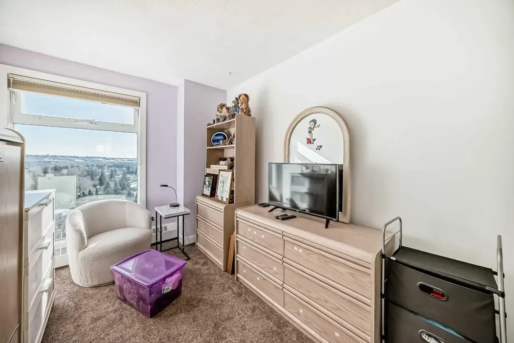 8604 48 Avenue NW Calgary AB T3B 5E6