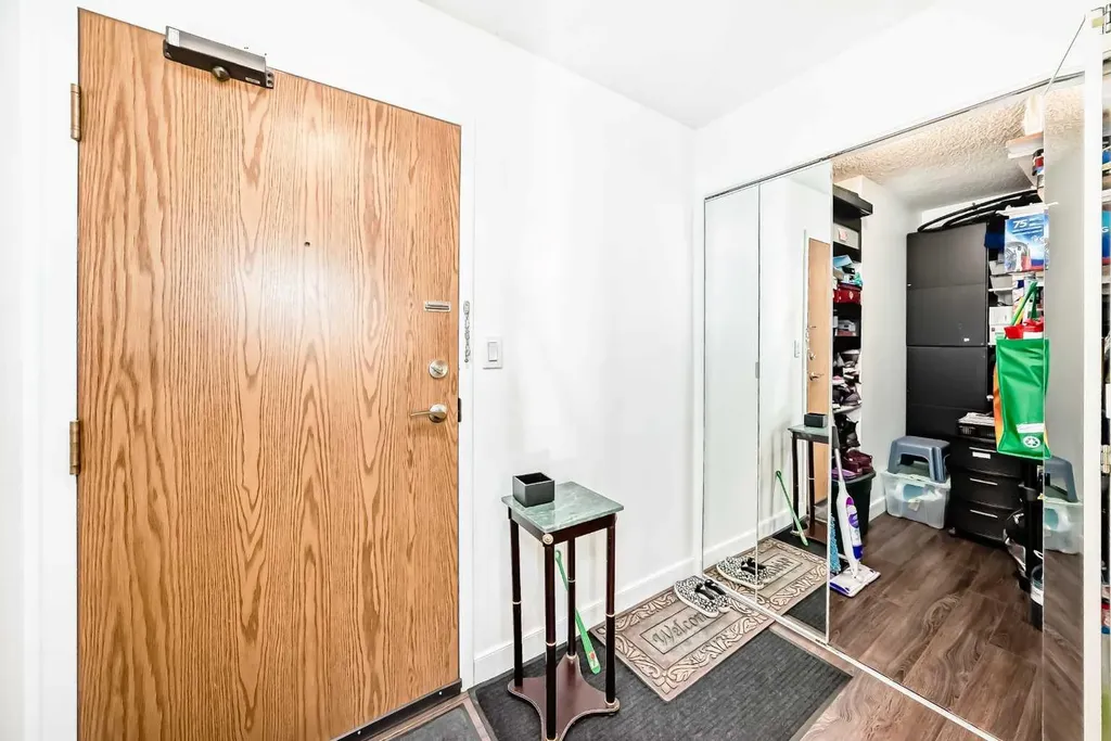 8604 48 Avenue NW Calgary AB T3B 5E6