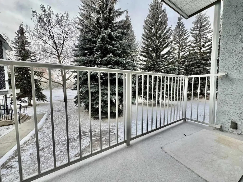 5601 Dalton Drive NW Calgary AB T3A 2E2