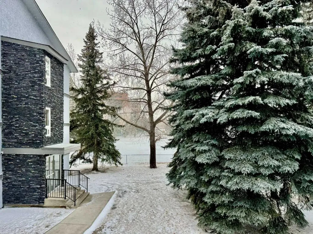 5601 Dalton Drive NW Calgary AB T3A 2E2