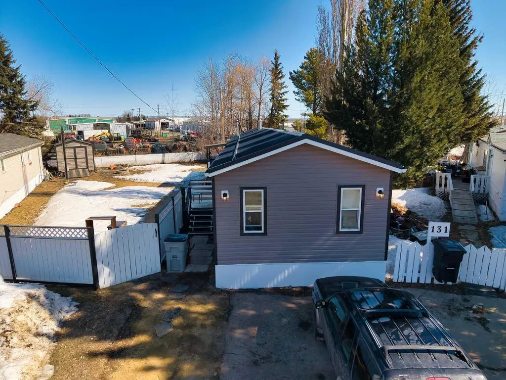 404 6 Avenue NW Slave Lake AB T0G 2A1