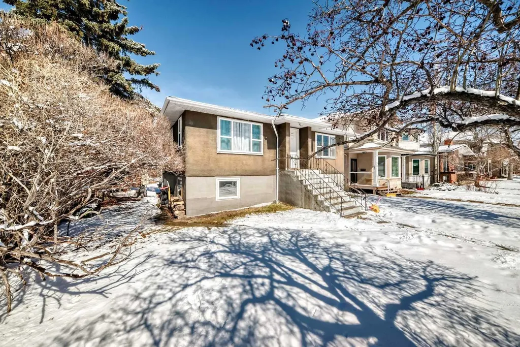 2428 3 Avenue NW Calgary AB T2N 0L7