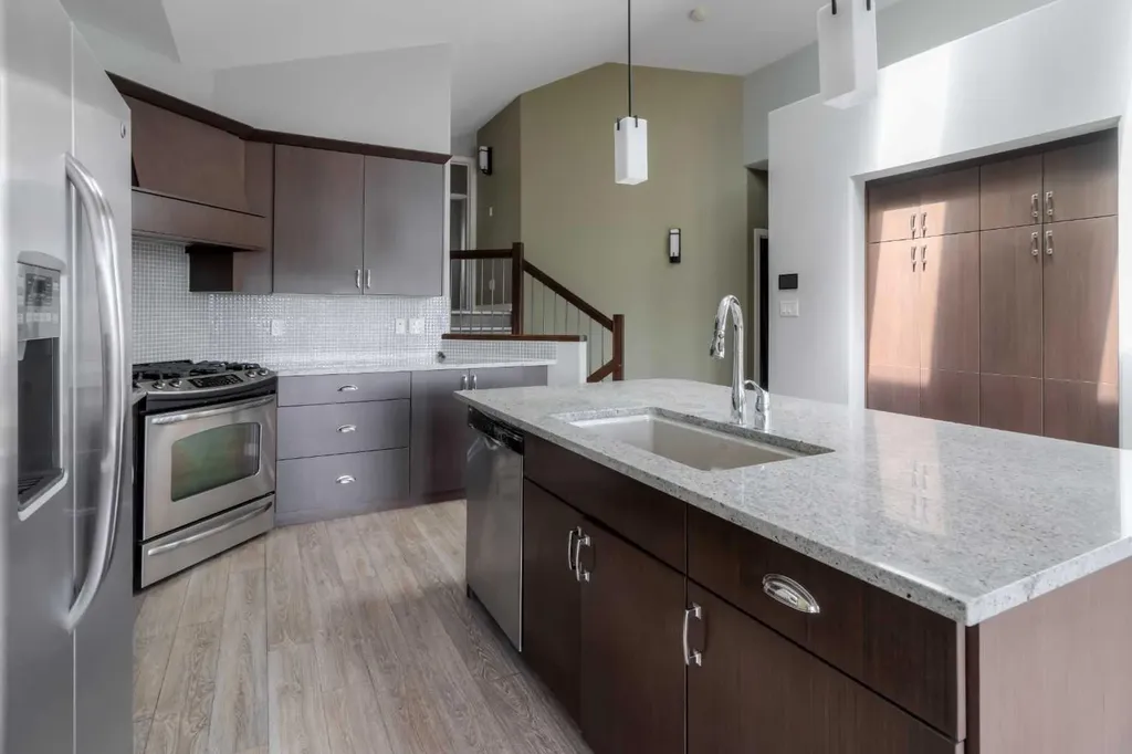140 Blackwolf Way N Lethbridge AB T1H 6V9