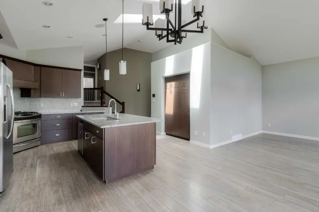 140 Blackwolf Way N Lethbridge AB T1H 6V9