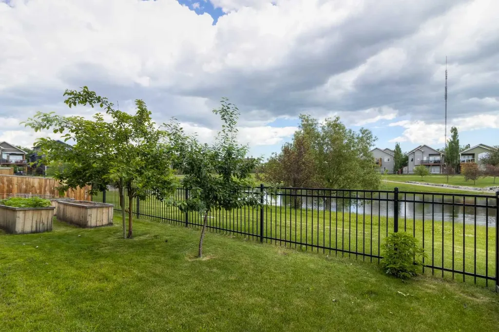 140 Blackwolf Way N Lethbridge AB T1H 6V9