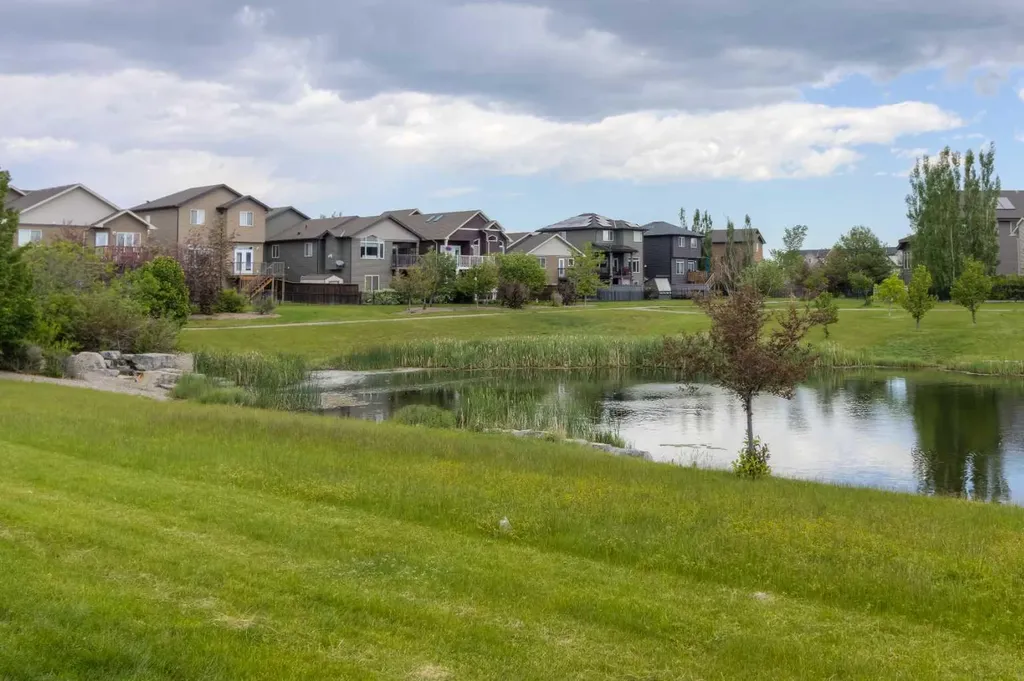 140 Blackwolf Way N Lethbridge AB T1H 6V9
