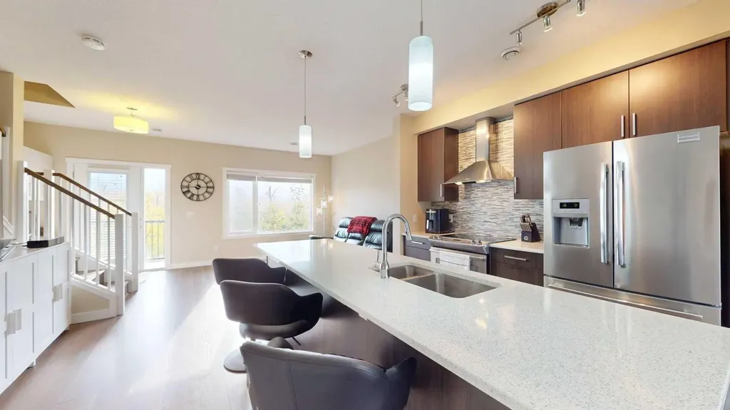 141 Fontaine Crescent Fort Mcmurray AB T9H 0C9