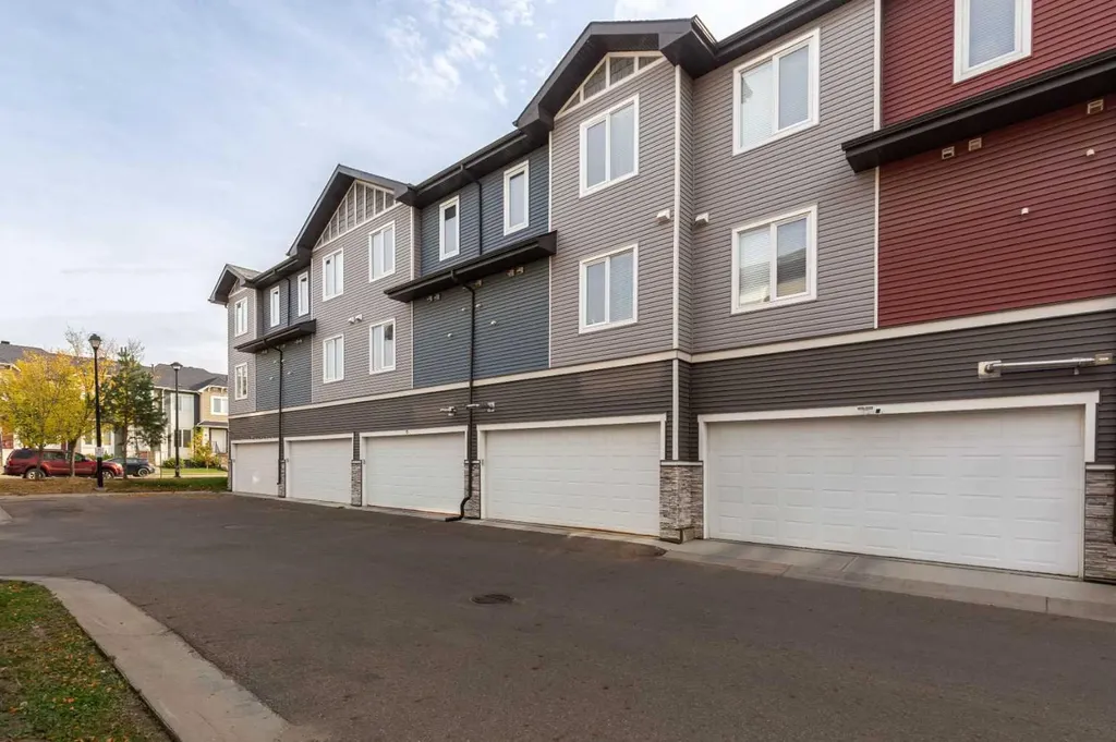 141 Fontaine Crescent Fort Mcmurray AB T9H 0C9