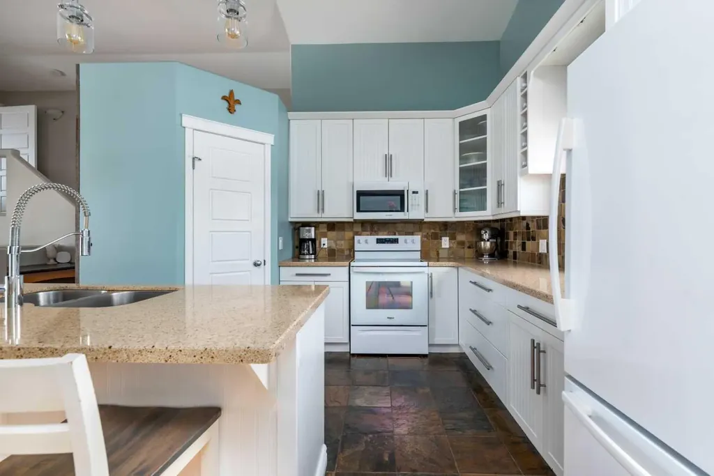 2912 65 Avenue Place Lloydminster AB T9V 3H5