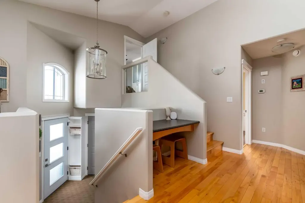 2912 65 Avenue Place Lloydminster AB T9V 3H5