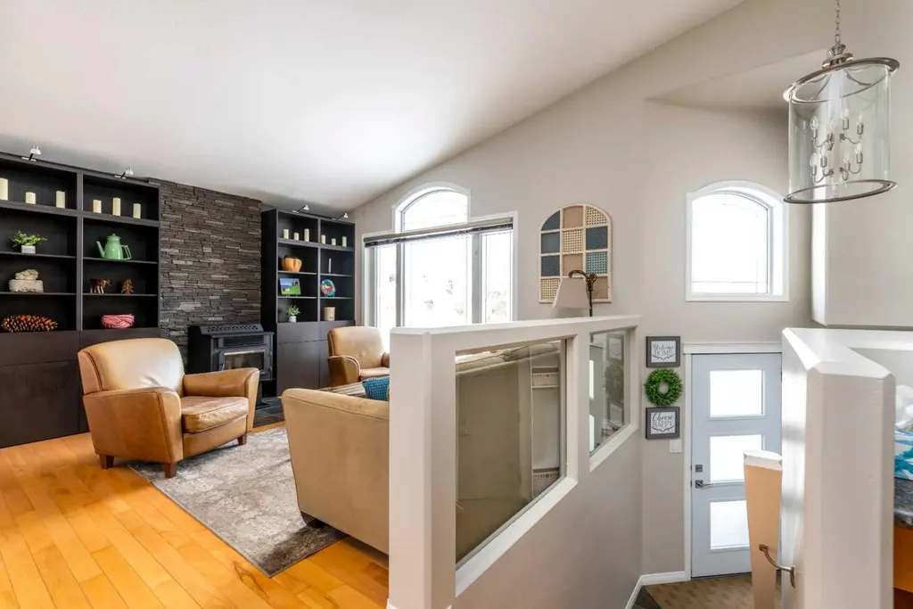 2912 65 Avenue Place Lloydminster AB T9V 3H5
