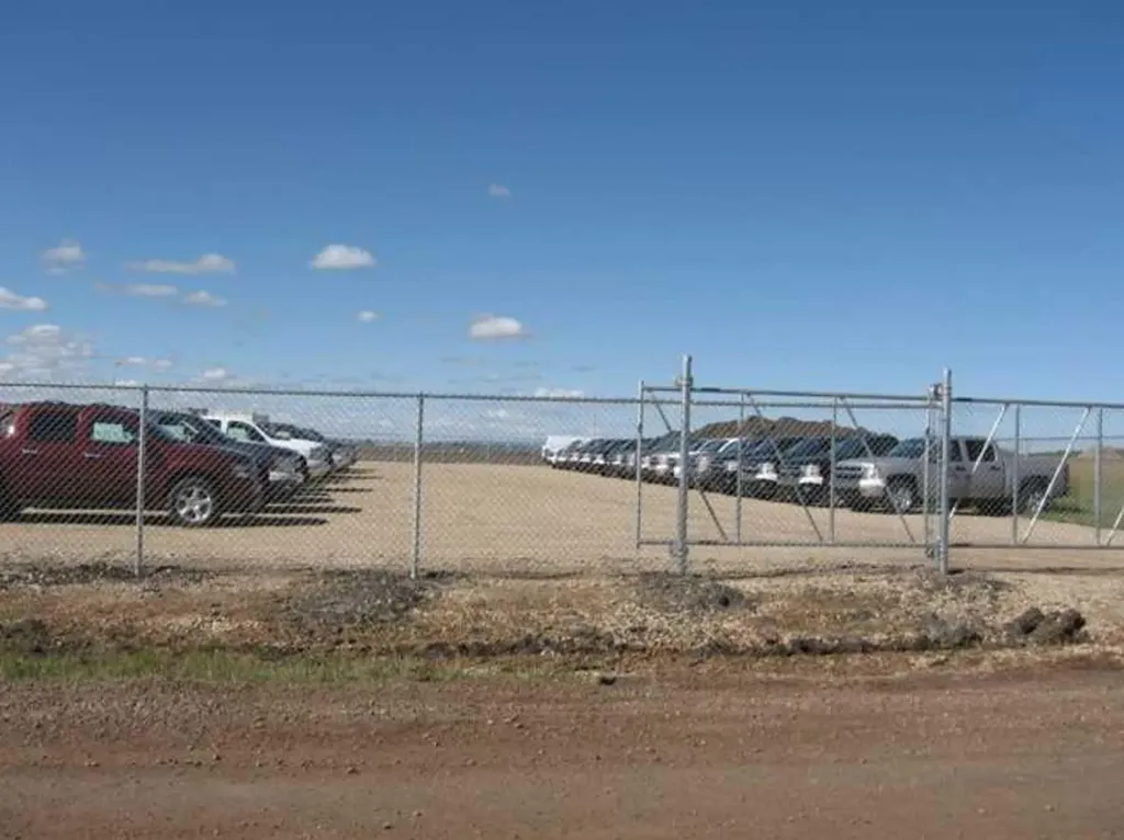 10128 128 Avenue Grande Prairie AB T8V 1E9