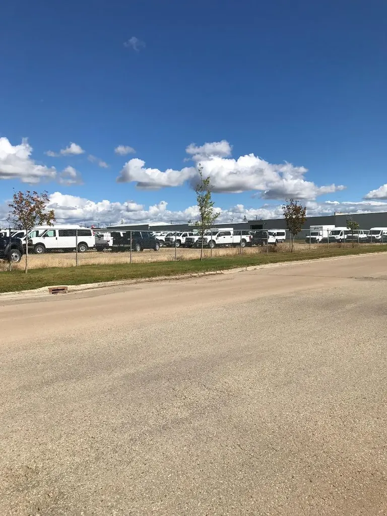 10128 128 Avenue Grande Prairie AB T8V 1E9