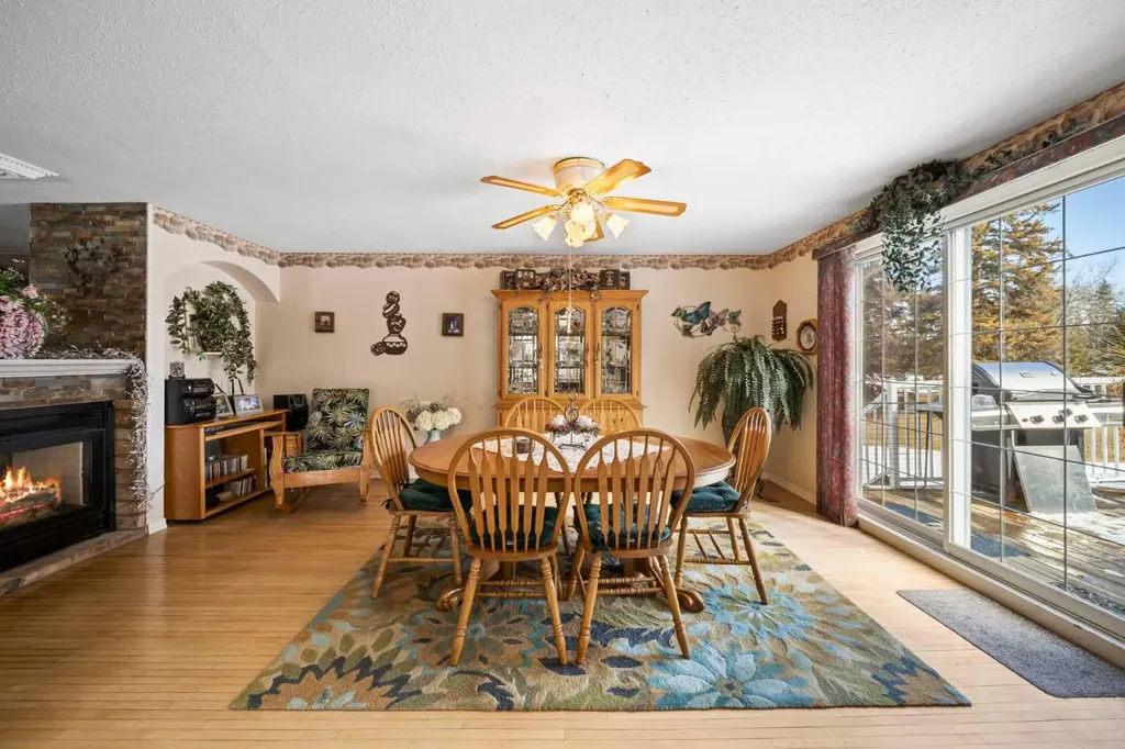 4354 27 Highway W Rural Mountain View County AB T0M 1X0