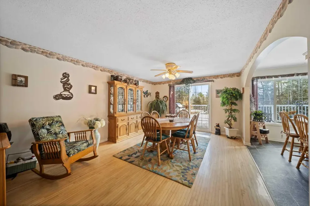 4354 27 Highway W Rural Mountain View County AB T0M 1X0