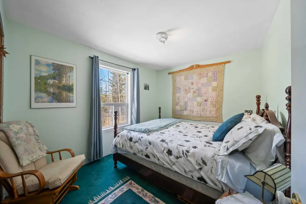 4354 27 Highway W Rural Mountain View County AB T0M 1X0