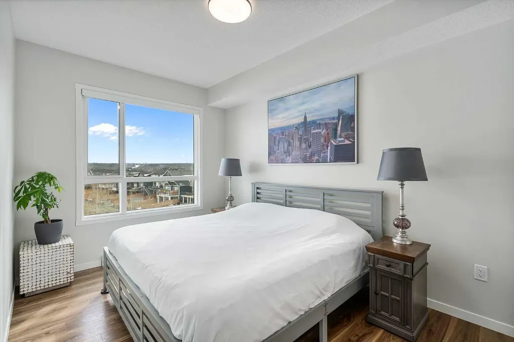 42 Cranbrook Gardens SE Calgary AB T3M 3P9