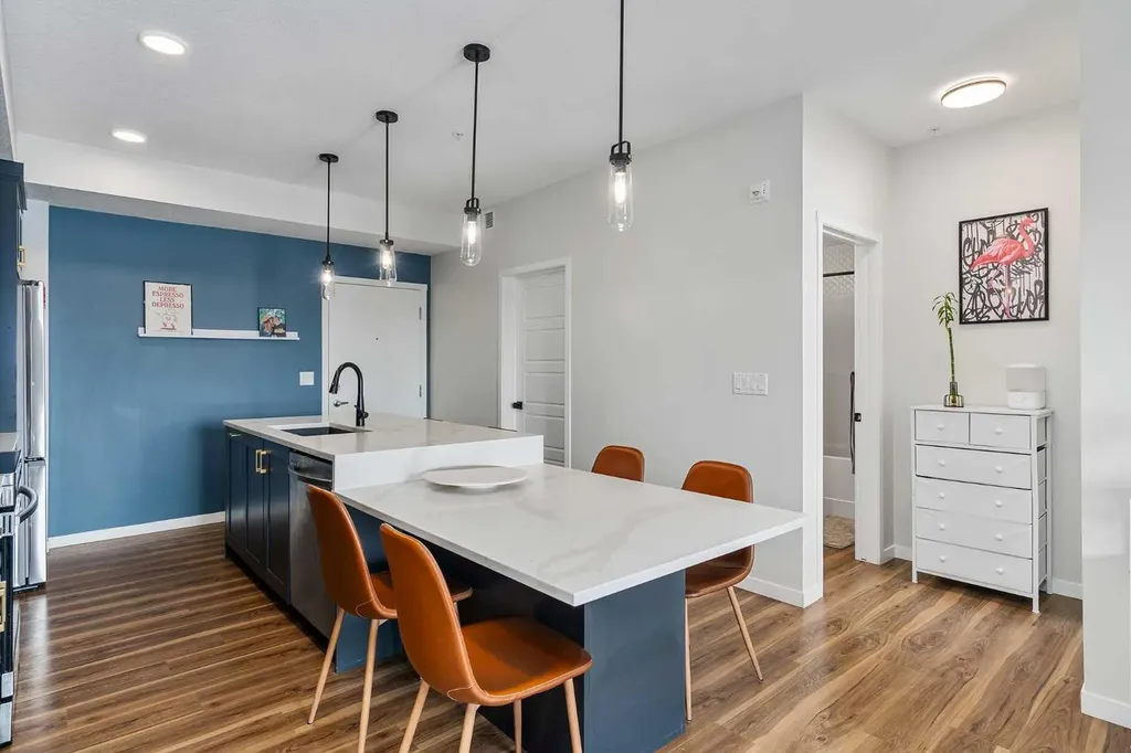 42 Cranbrook Gardens SE Calgary AB T3M 3P9